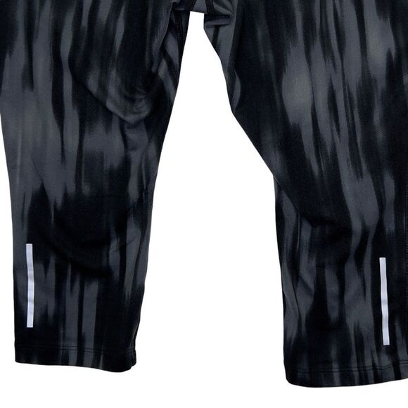 Nike small Dri Fit Running Capri Pant - Picture 12 of 13